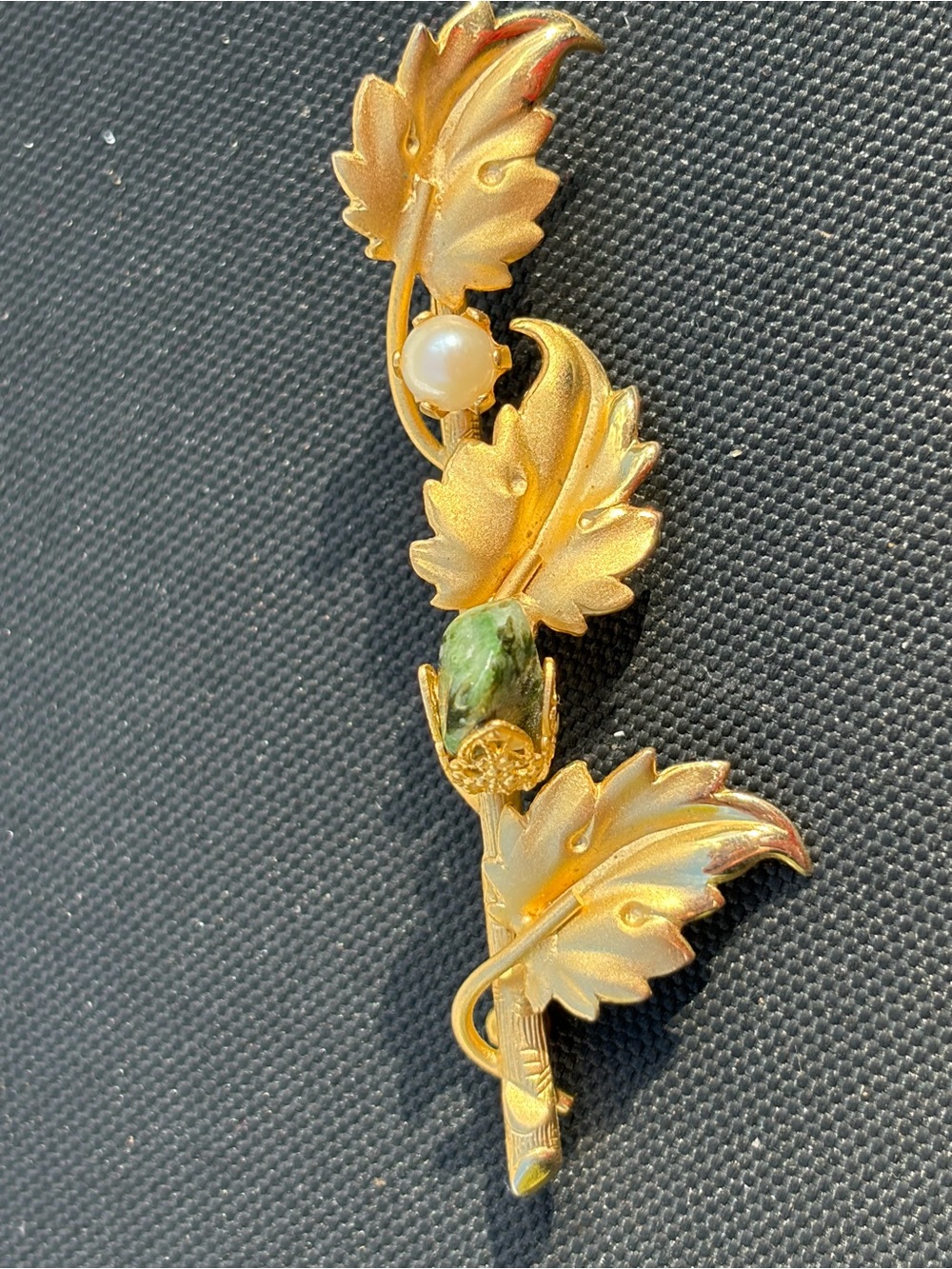 4/$100 Gold Leaf Pearl and Green JADE Stone Brooch - Women Jewelry